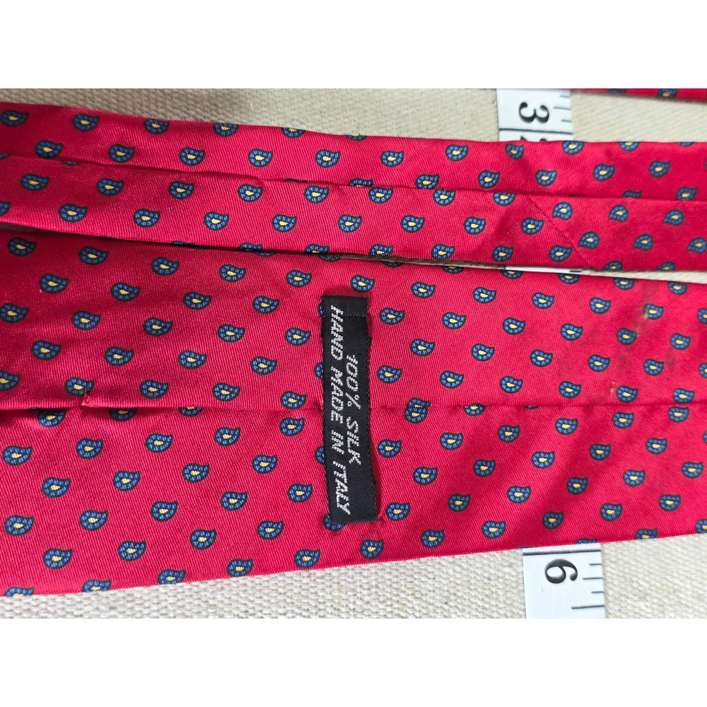 Handmade in Italy 100% Silk Red Paisley Micro Print Classic Necktie